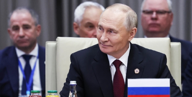 
	'போரை முடிவுக்கு கொண்டு வரும் அமெரிக்காவின் அமைதி திட்டம் தொடர்பான பேச்சுவார்த்தை நடத்த ரஷ்யா தயார்': விளாடிமிர் புதின்..! - Seithipunal
