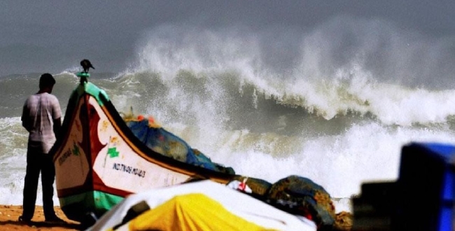 
	வேதாரண்யத்தில் கொட்டித் தீர்க்கும் மழை: கோடியக்கரை அதிகபட்சமாக 203.4 மி.மீ பதிவு! - Seithipunal
