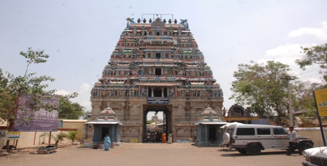 தினம் ஒரு திருத்தலம்... இரண்டு தலை கொண்ட பசு... வேறென்ன சிறப்பு? - Seithipunal