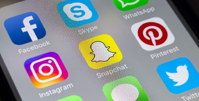 
	இன்ஸ்டாகிராம், யூடியூப் உட்பட 26 செயலிகளுக்கு தடை! நேபாள அரசு அதிரடி! - Seithipunal
