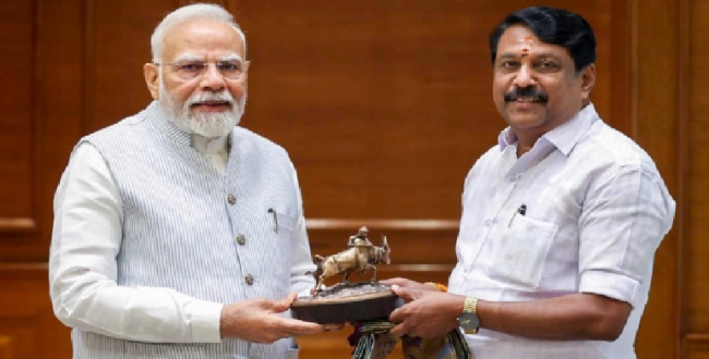 
	தேர்தலுக்கு முன் தமிழகம் வரும் பிரதமர் மோடி? நயினார் போடும் பிரம்மாண்ட பிளான்..மாறும் அரசியல் களம்! நயினார் பிளான் இதுதான்! - Seithipunal
