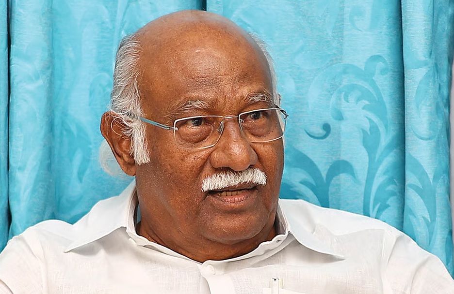 அண்ணா அறிவாலய கதவை தட்டிய அன்வர் ராஜா...அதிமுகவில் இருந்து தூக்கி ...