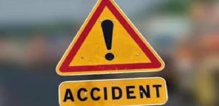 Heartbreaking incident Pregnant woman and her father die on spot car accident