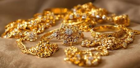 Gold prices crossed one lakh mark price hike shocked homemakers Do you know current situation