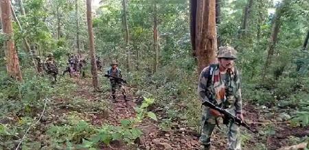 27 naxalites encounter in chateesgarh 