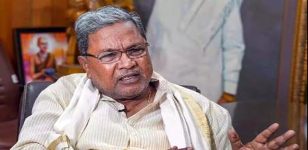 karnataga cm sidharamaiah condemns sbi manager speech