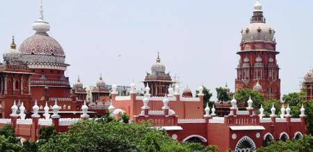 Madras High Court Order to file report on entry of prohibited items into Puzhal Jail